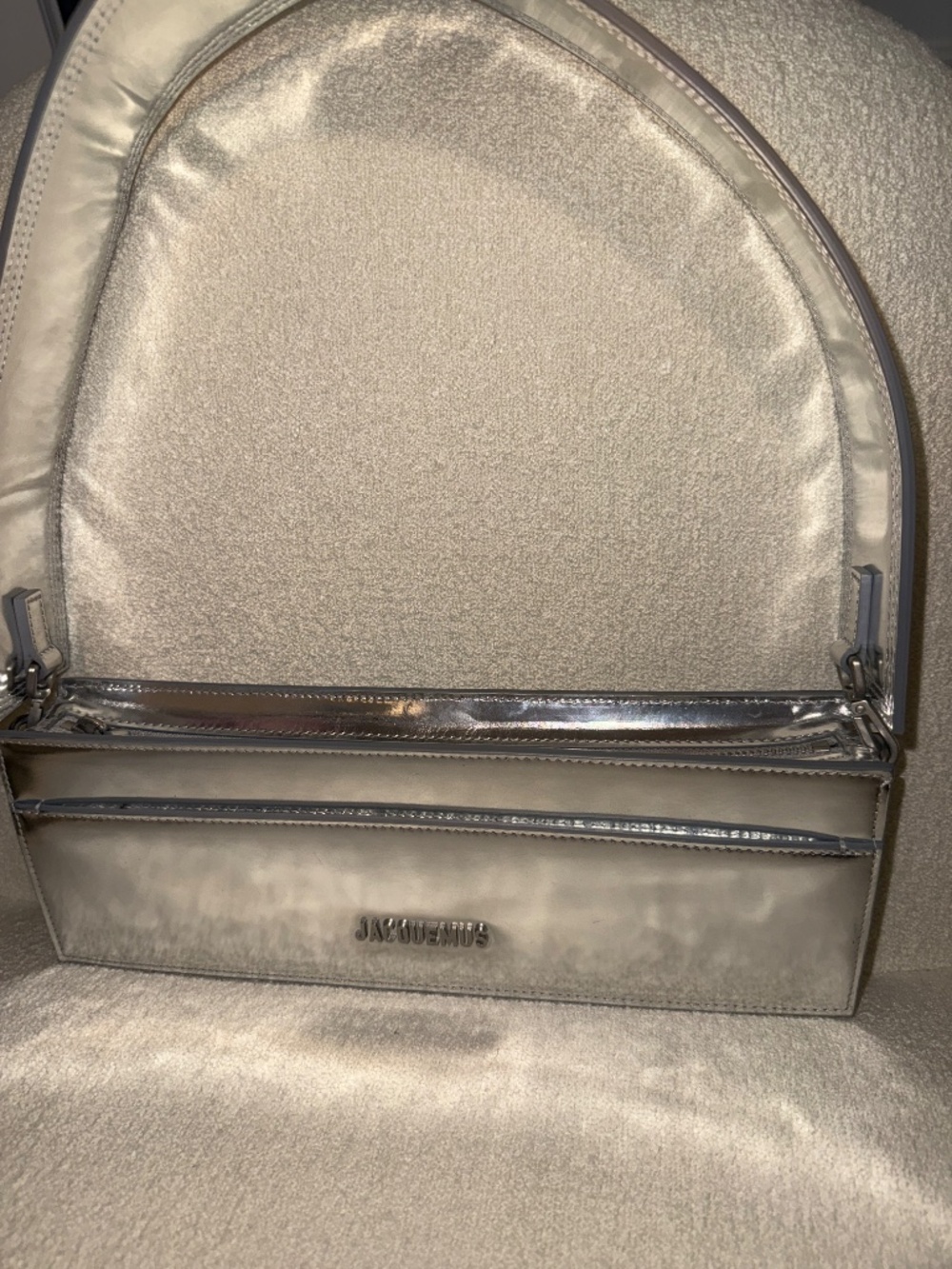 Jacquemus Le Bambino long in silver - Picture 2 of 4